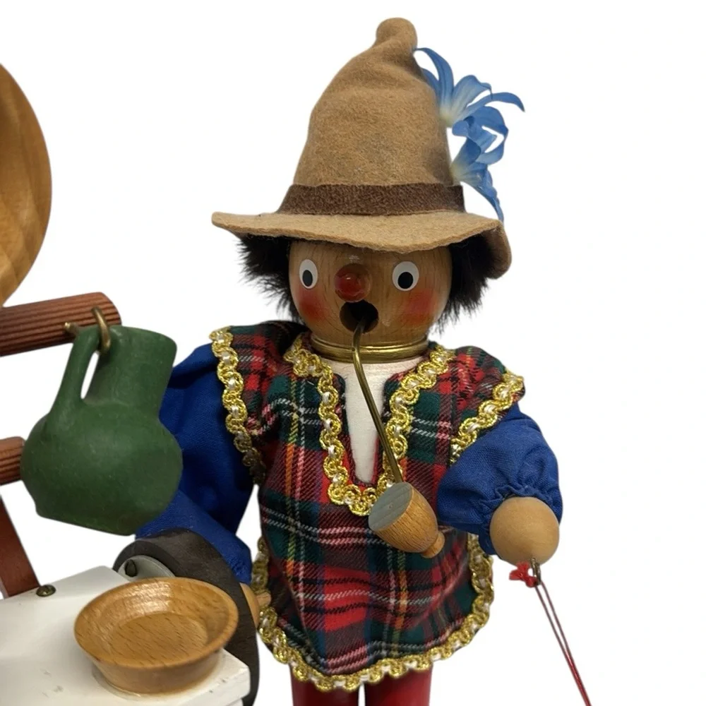VTG Steinbach Volkskunst SMOKER German Musical Food Pottery Peddler Nutcracker